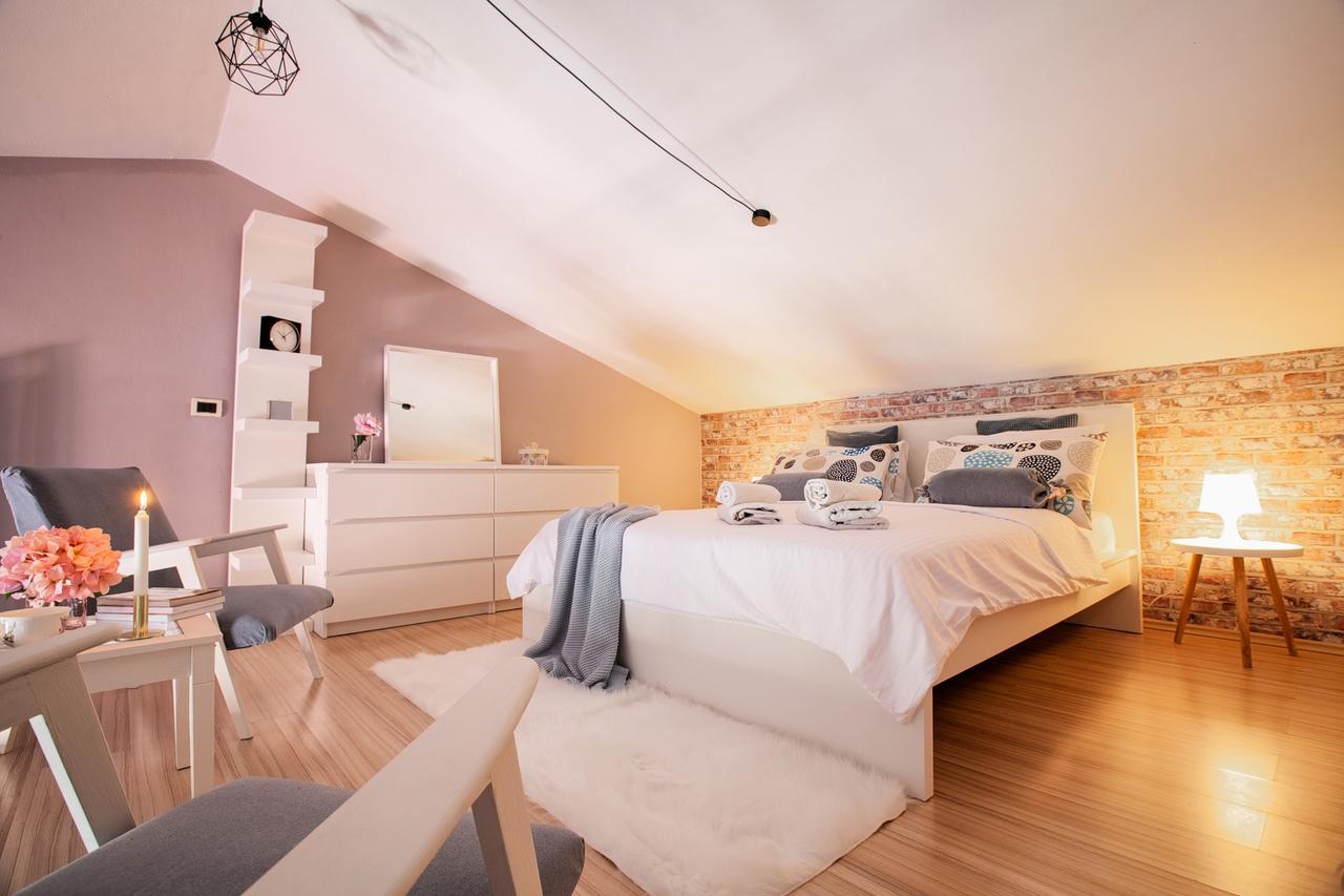 Apartment Rizzi Pula Buitenkant foto